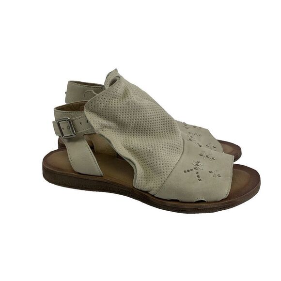 Miz Mooz Fifi Leather Ankle Strap Sandals Studs Gladiator Flat Cream 41 9.5 Wide - Picture 1 of 13